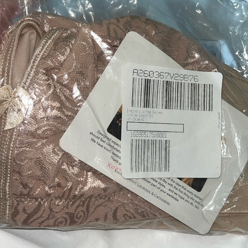 Breezies Wild Rose Seamless Wirefree Support Bra WARM BEIGE 40C INCLUDES 2 NEW!! - Picture 3 of 5